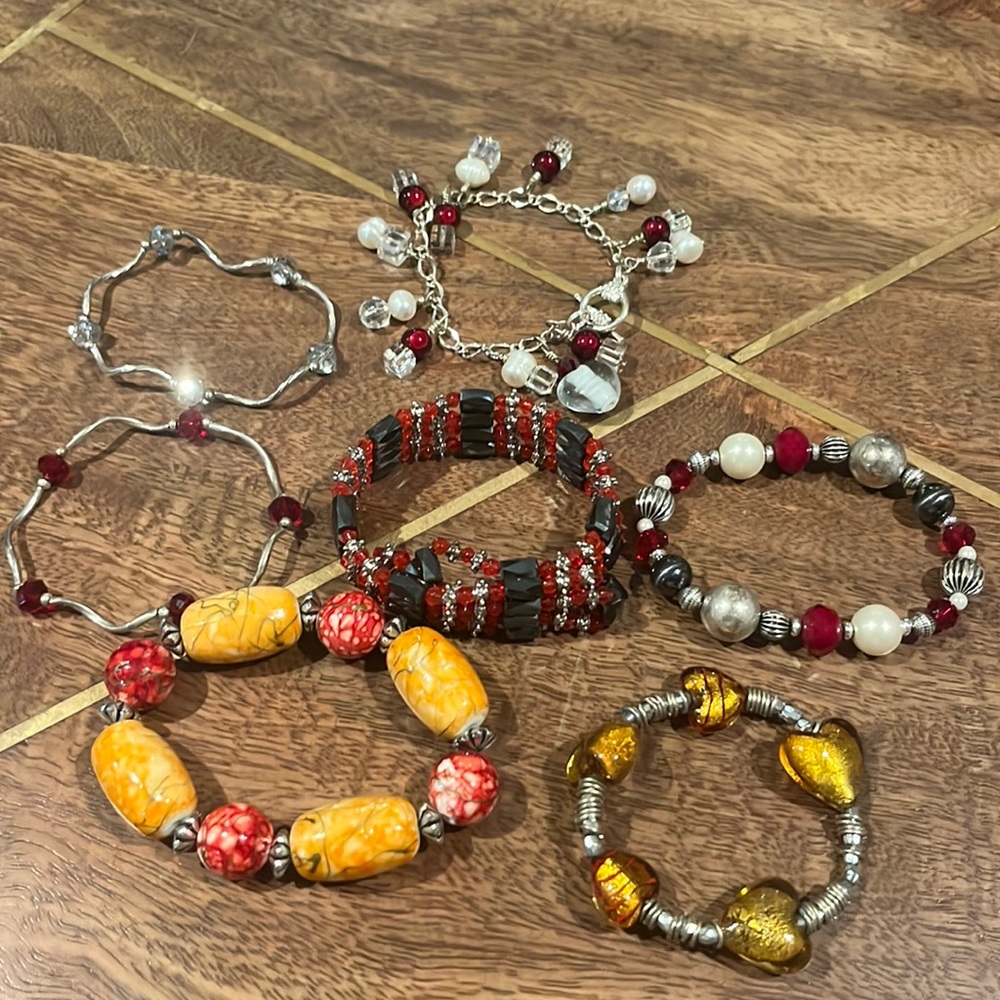 Bundle of 7 bracelets of Red/Yellow hues